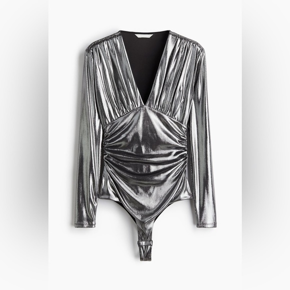 H&M Tops - NWOT H&M Metallic Silver V Neck Long Sleeve Bodysuit Women’s Size Small